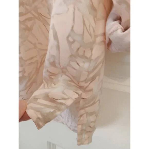 Chico's Peach Gray Satin Abstract Butterfly LS Roll-Tab Button-Up Top 2 (L/12) - Picture 8 of 9